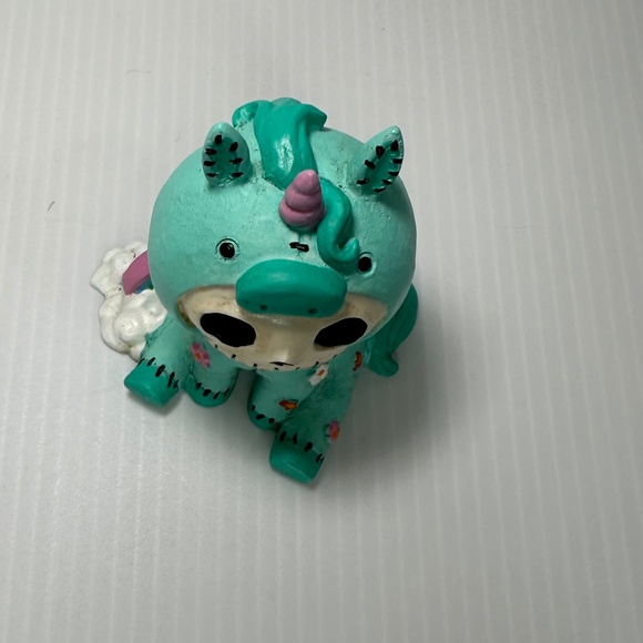 Furrybones Unie Skeleton in Blue Unicorn Costume With Rainbow Figurine - Picture 2 of 5